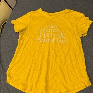 Old Navy Yellow Relaxed Short Sleeve Tee